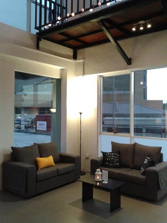 Skypod Boutique Hostel Кота-Кінабалу Екстер'єр фото