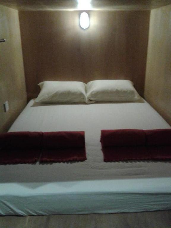 Skypod Boutique Hostel Кота-Кінабалу Номер фото