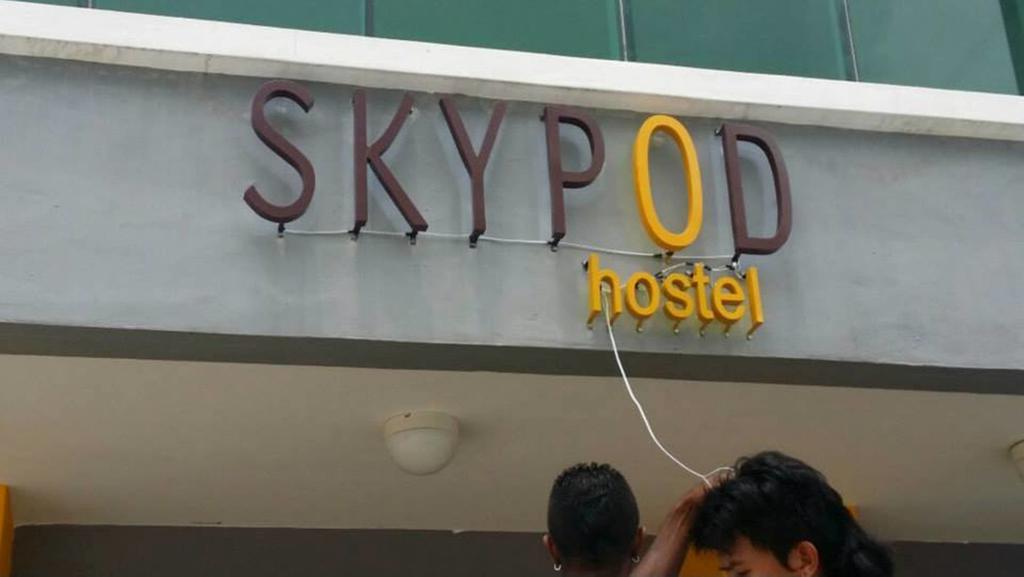 Skypod Boutique Hostel Кота-Кінабалу Екстер'єр фото
